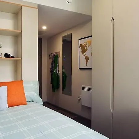 Apartment Liv *